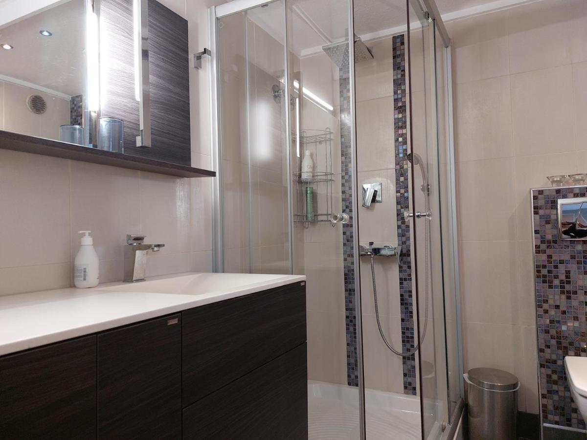 Ρετιρέ Στο Κέντρο Της Κατερίνης Appartement Buitenkant foto